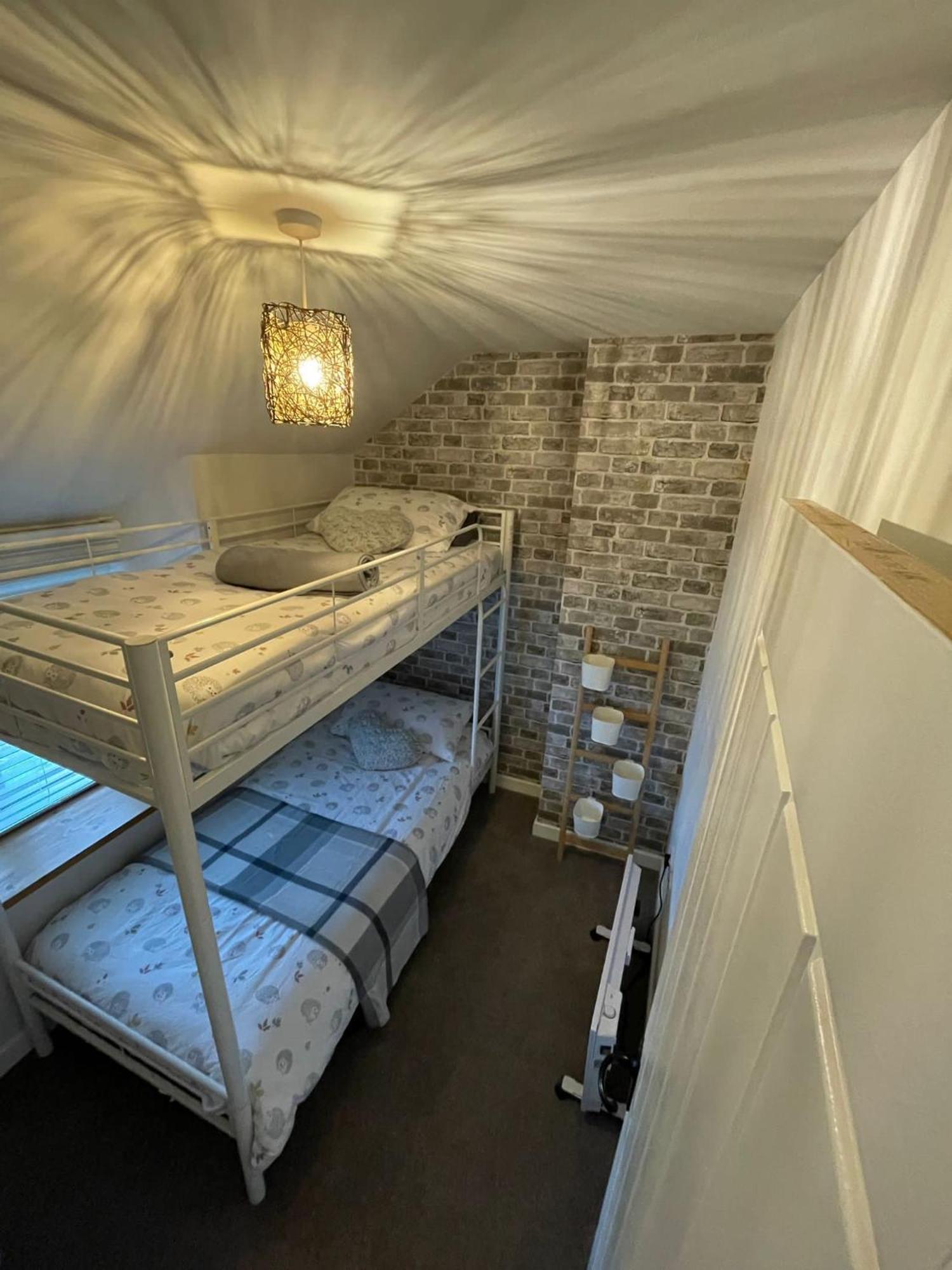 Cosy 2 Bedroom Cottage Llanuwchllyn Екстериор снимка